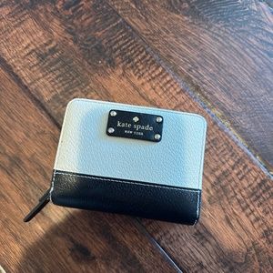 Kate Spade Cream and Black Wallet